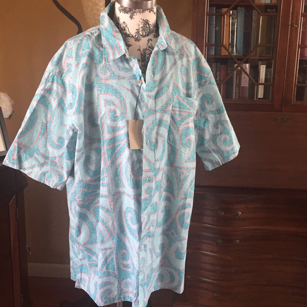 NWT Honolulu button-up shirt.